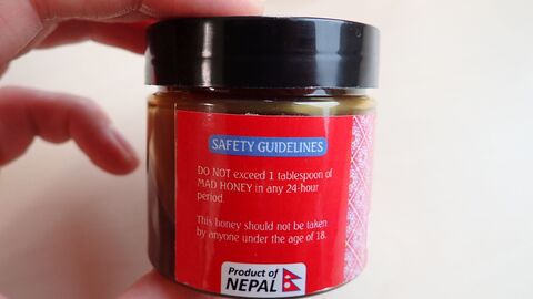 Mad Honey – Verrückter Honig Ein Glas mit pontischen Honig und Inhaltsbeschreibung