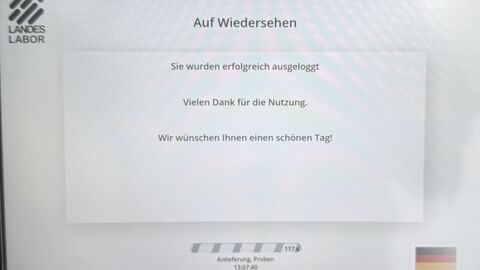 Bestätigungsbildschirm im Display am Automaten