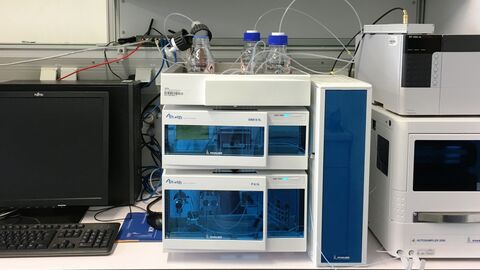 HPLC (HighPerformanceLiquidChromatography) u.a. zum Nachweis nicht deklarierter Zusatzstoffe